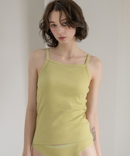 bijorie（ビジュリィ）の「【bijorie】カップ付きリブスクエアキャミ／NEW BASIC 24SS（キャミソール・レディース・グリーン系/ブラック系/マスタード/ブラック/オフホワイト・MEDIUM/LARGE/LG）」の21枚目の写真