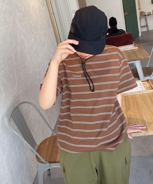 Chillfar(チルファー)の「アソートボーダー刺繍ロゴTシャツ(Tシャツ/カットソー・レディース・ブラウン系/ホワイト×ブラック/ブラウン系1/杢グレー/ネイビー系/ブラック×ホワイト/ブラック系・FREE)」の6枚目の写真