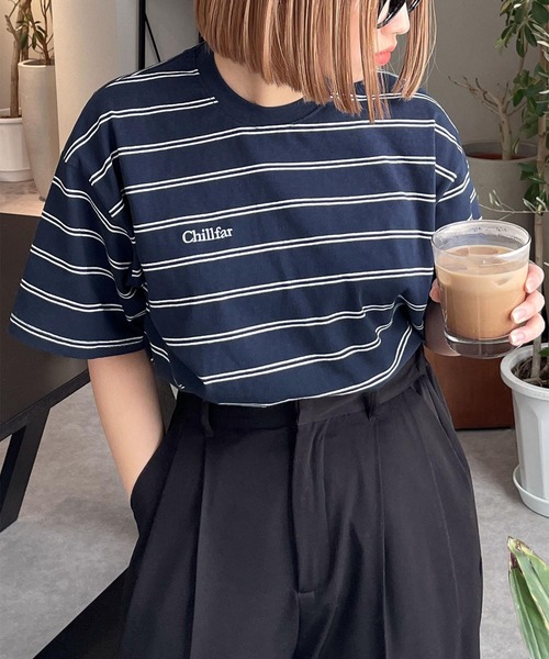 Chillfar(チルファー)の「アソートボーダー刺繍ロゴTシャツ(Tシャツ/カットソー・レディース・ブラウン系/ホワイト×ブラック/ブラウン系1/杢グレー/ネイビー系/ブラック×ホワイト/ブラック系・FREE)」の7枚目の写真