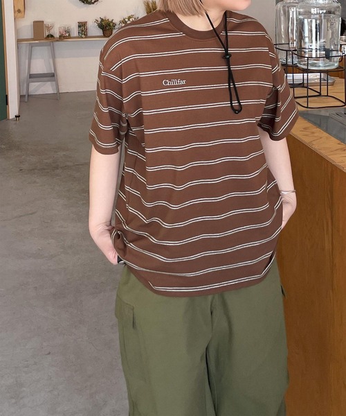 Chillfar(チルファー)の「アソートボーダー刺繍ロゴTシャツ(Tシャツ/カットソー・レディース・ブラウン系/ホワイト×ブラック/ブラウン系1/杢グレー/ネイビー系/ブラック×ホワイト/ブラック系・FREE)」の18枚目の写真