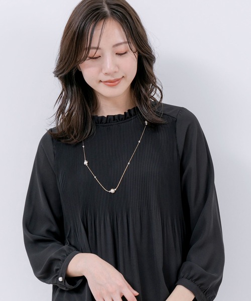 Jayro(ジャイロ)の「消しプリーツブラウス(シャツ/ブラウス・レディース・ホワイト系その他/ピンク/ブラック/サックスブルー・M)」の3枚目の写真