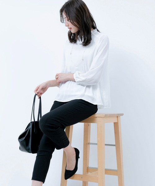 Jayro(ジャイロ)の「消しプリーツブラウス(シャツ/ブラウス・レディース・ホワイト系その他/ピンク/ブラック/サックスブルー・M)」の7枚目の写真