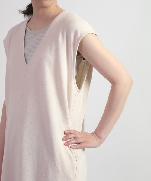 OWLEYE by domingo（アウルアイ バイドミンゴ）の「[ OWLEYE by domingo / アウルアイ ] 竹節編みコットン Vネックワンピース（ワンピース・レディース・チャコールグレー/アイボリー・FREE）」の10枚目の写真