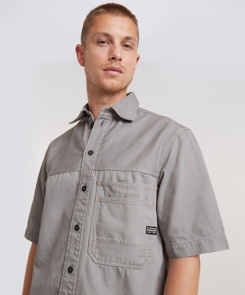 G-STAR（ジースター）の「DOUBLE POCKET RELAXED SHIRT/ショートスリーブカラーデニムシャツ（シャツ/ブラウス・メンズ・グレー・SMALL/MEDIUM/LARGE）」の3枚目の写真