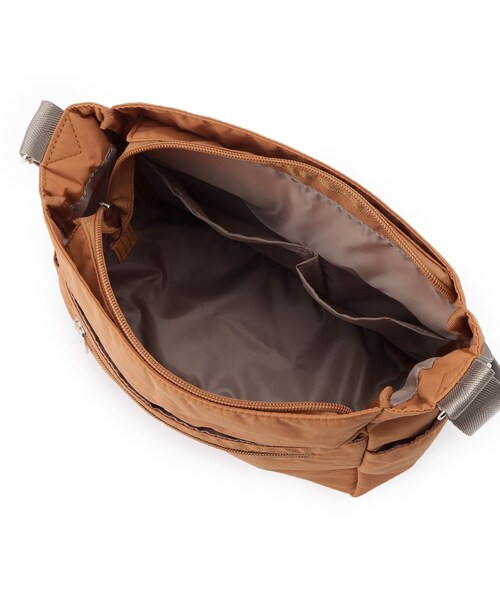 SHOO・LA・RUE（シューラルー）の「◆【撥水】10ポケスクエアショルダーバッグ（ショルダーバッグ・レディース・アイボリー/ブラック/オレンジ・00）」の11枚目の写真