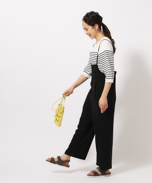 SHOO・LA・RUE（シューラルー）の「◆ツイルサロペット（サロペット/オーバーオール・レディース・ベージュ/ブラック・02/03/04）」の4枚目の写真