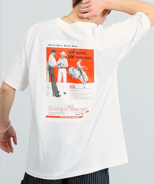 Lee(リー)の「Lee/リー バックプリント オールドアド ネオン ショートスリーブTシャツ(Tシャツ/カットソー・メンズ・ホワイト/グレー/チャコールグレー/グレー系その他/チャコール/ホワイト系その他・SMALL/MEDIUM/X-LARGE/LARGE)」の2枚目の写真