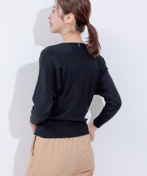 Jayro（ジャイロ）の「折り柄ドルマンスリーブニット（ニット/セーター・レディース・ブルー/ブラック/ライトグレー/ホワイト/ピンク・FREE）」の20枚目の写真