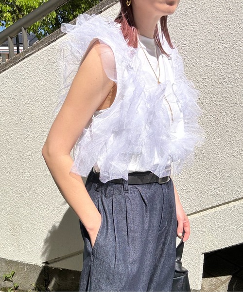 y/m by misato（イムバイミサト）の「カットチュールドッキングノースリトップス（タンクトップ・レディース・ブラック/オフホワイト・FREE）」の5枚目の写真