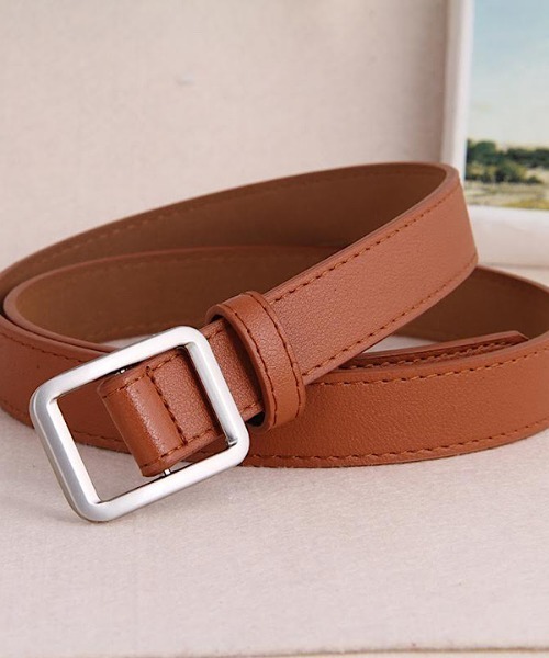 PARKS TOKYO SELECT(パークストウキョウセレクト)の「ノンホール スクエアバックルベルト(ベルト・レディース・レッド/モカ/キャメル/ピンク/ブラック・FREE)」の4枚目の写真