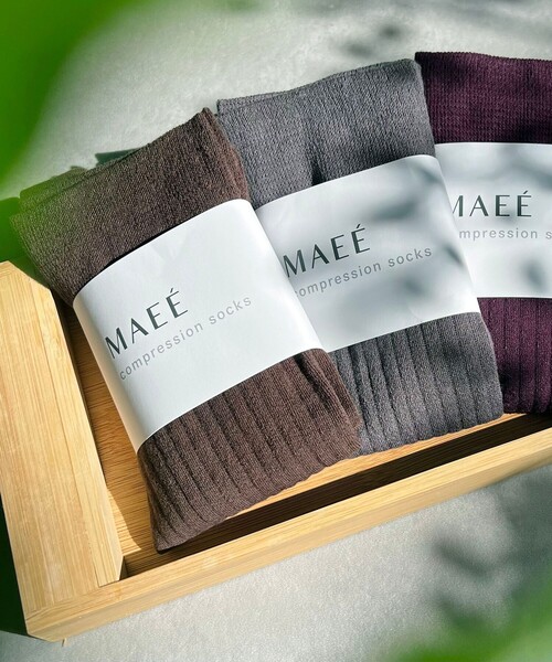 green label relaxing(グリーンレーベルリラクシング)の「<MAEE>コンプレッションソックス(コットンリブ)/ 着圧ソックス / 靴下(ソックス/靴下・レディース・グレー/ブラウン/ワインレッド/ブラック/ライトグレー/ホワイト/レッド/マスタード/ダークグレー/ライトブルー/モカ/ピンク/ライラック・FREE)」の6枚目の写真
