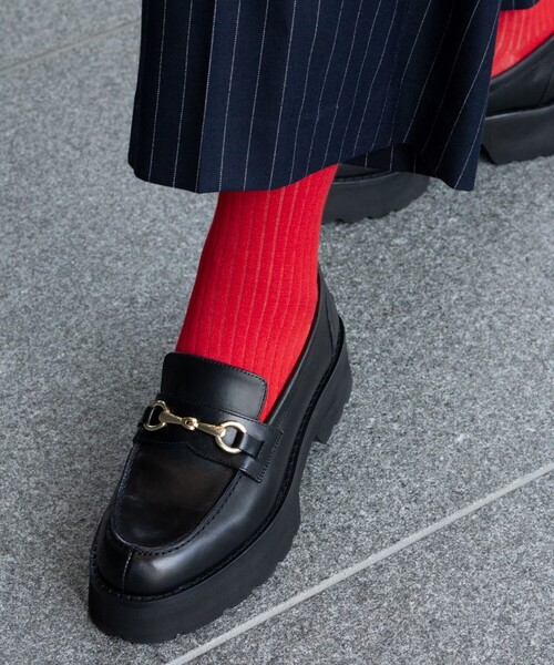 green label relaxing(グリーンレーベルリラクシング)の「<MAEE>コンプレッションソックス(コットンリブ)/ 着圧ソックス / 靴下(ソックス/靴下・レディース・グレー/ブラウン/ワインレッド/ブラック/ライトグレー/ホワイト/レッド/マスタード/ダークグレー/ライトブルー/モカ/ピンク/ライラック・FREE)」の22枚目の写真