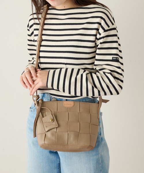 toleur(トーラ)の「【toleur】カウレザー太メッシュショルダー 11871 ※(ショルダーバッグ・レディース・ブラック/キャメル/グレイッシュベージュ・FREE)」の11枚目の写真