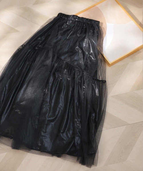 LAFFMO(ラフモ)の「メタリックチュールギャザースカート(スカート・レディース・グレー/シルバー/ブラック・F)」の4枚目の写真