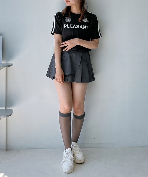 AS KNOW AS plus(アズノゥアズプラス)の「◎ロゴ刺繍 袖ラインテレコスポーツTシャツ ゲームシャツ(Tシャツ/カットソー・レディース・チャコールグレー/レッド/イエロー/グリーン/オートミール・FREE)」の7枚目の写真