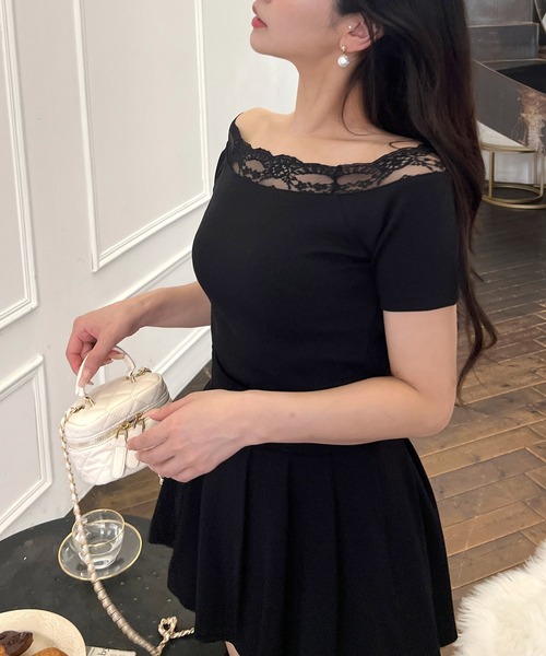 ROYAL PARTY（ロイヤルパーティー）の「デコルテレースカットリブトップス（Tシャツ/カットソー・レディース・ピンク/オフホワイト/ブラック・FREE）」の3枚目の写真