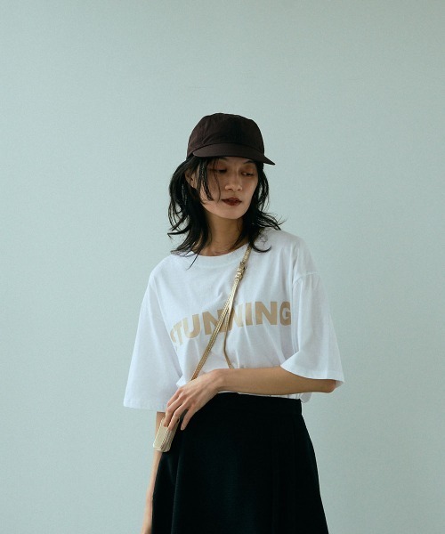 marjour（マージュール）の「STUNNING TEE（Tシャツ/カットソー・レディース・ブラック/ベージュ・フリー）」の3枚目の写真