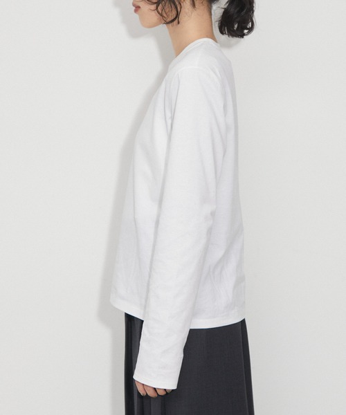 ADAM ET ROPE'（アダムエロペ）の「ショルダーパッドロンTEE（Tシャツ/カットソー・レディース・ホワイト/ブラック・FREE）」の19枚目の写真