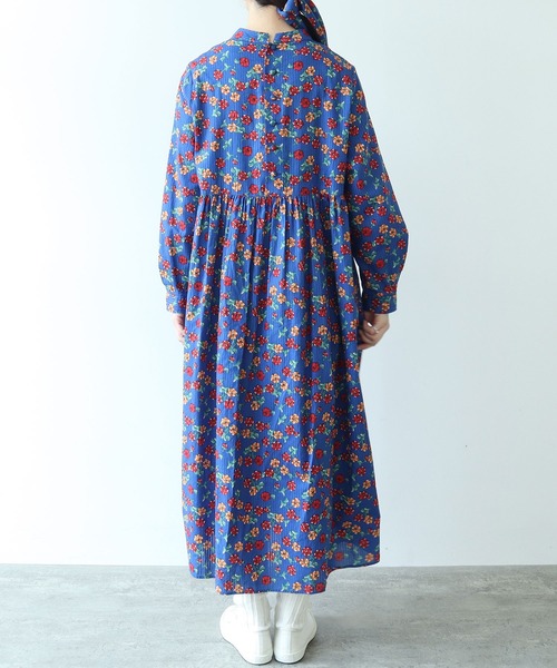 bulle de savon（ビュルデサボン）の「パンジープリント ワンピース