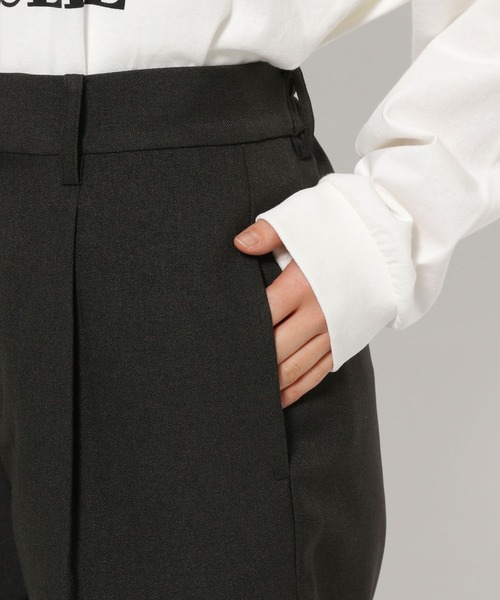 LOWRYS FARM(ローリーズファーム)の「ウールライクショートパンツ 133391(その他パンツ・レディース・チャコールグレー/アイボリー/ブラック・FREE)」の5枚目の写真