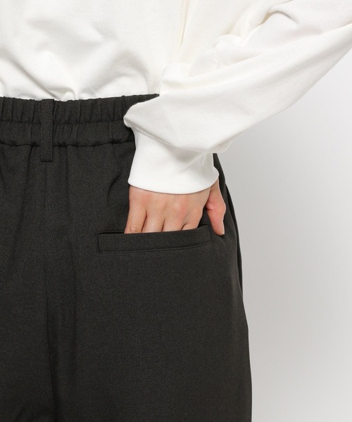 LOWRYS FARM(ローリーズファーム)の「ウールライクショートパンツ 133391(その他パンツ・レディース・チャコールグレー/アイボリー/ブラック・FREE)」の22枚目の写真