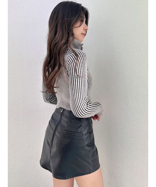 GYDA（ジェイダ）の「Ｗファスナーリブニットトップス（ニット/セーター・レディース・ブラック/その他1/オフホワイト・FREE）」の7枚目の写真