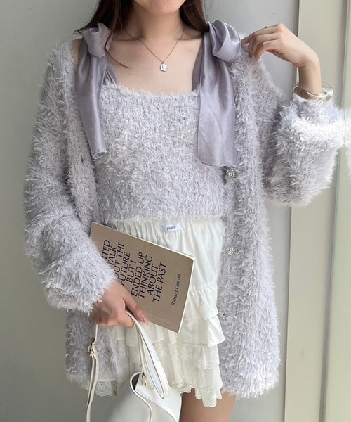 one after another NICE CLAUP(ワンアフターアナザーナイスクラップ)の「キラキラボタンチュールフェザーロングカーディガン(カーディガン/ボレロ・レディース・ラベンダー/ブラウン/アイボリー/チャコールグレー・FREE)」の17枚目の写真