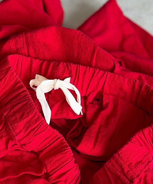 A BOND（アボンド）の「タックイージーパンツ/おとな（その他パンツ・レディース・イエロー/レッド/オフホワイト/パープル/ライトブルー・160cm/170cm）」の13枚目の写真