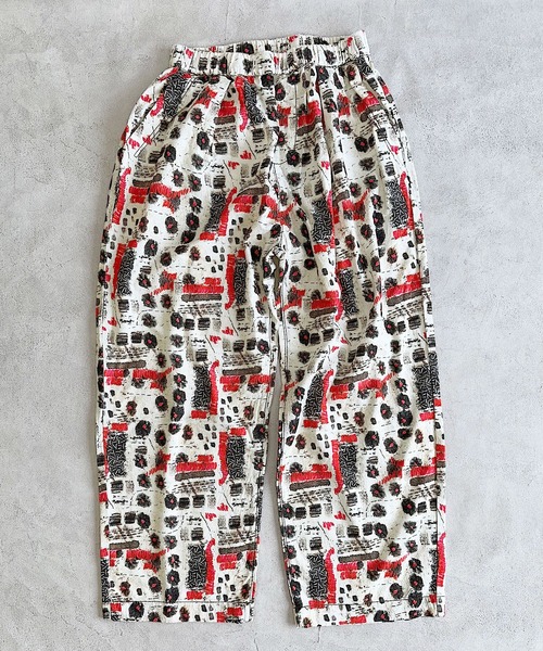 A BOND（アボンド）の「タックイージーパンツ/おとな（その他パンツ・レディース・イエロー/レッド/オフホワイト/パープル/ライトブルー・160cm/170cm）」の6枚目の写真