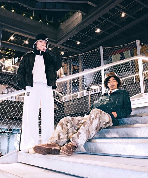 UMBRO（アンブロ）の「UMBRO/アンブロ SP Beanie BIG LOGO/別注 ビッグロゴ イヤーフラップニットキャップ/ビーニー（ニットキャップ/ビーニー・メンズ・ブラック/ネイビー/チャコール/ブラウン・FREE）」の21枚目の写真