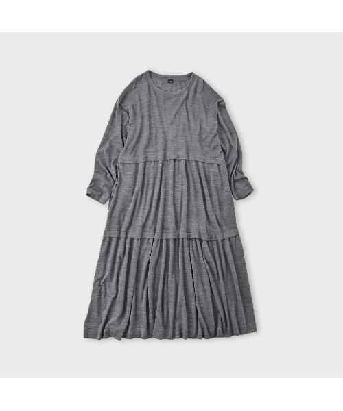 45R（フォーティファイブアール）の「梳毛天竺のティアードドレス