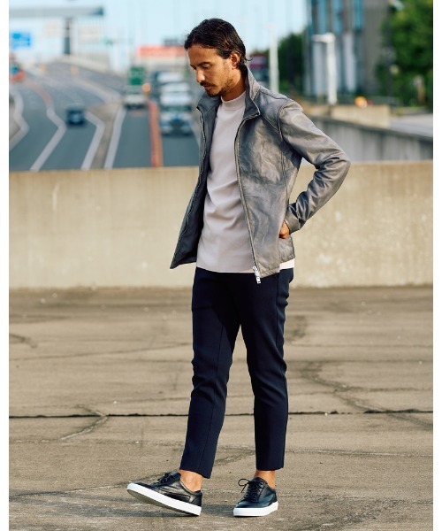 wjk（ダヴルジェイケイ）の「stand riders(cow leather)（ライダース