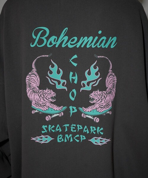 PUBLUX（パブリュクス）の「Bohemian Chop/ボヘミアンチョップ バックプリント 虎 スウェット　限定展開（スウェット・レディース・ネイビー/アッシュグレー/チャコールグレー・L/M/S）」の13枚目の写真