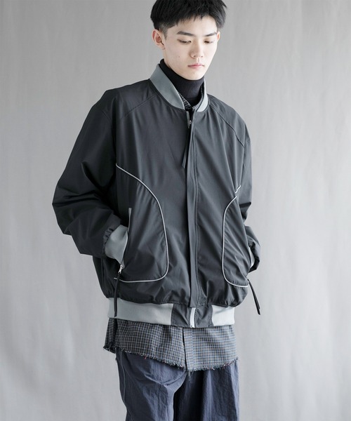aimoha（アイモハ）の「【aimoha neo】Urban Explorer Bomber Jacket（ミリタリージャケット・メンズ・ベージュ/ブラック/グレー・MEDIUM/LARGE/X-LARGE/XX-LARGE/XXX-LARGE）」の9枚目の写真