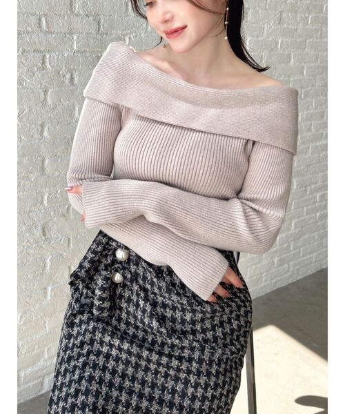 RESEXXY(リゼクシー)の「リブニットオフショルトップス(ニット/セーター・レディース・ブラック/ベージュ/ホワイト・FREE)」の3枚目の写真