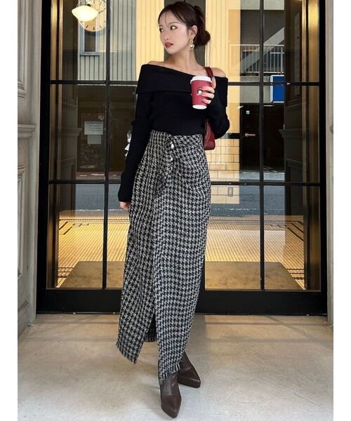 RESEXXY(リゼクシー)の「リブニットオフショルトップス(ニット/セーター・レディース・ブラック/ベージュ/ホワイト・FREE)」の8枚目の写真