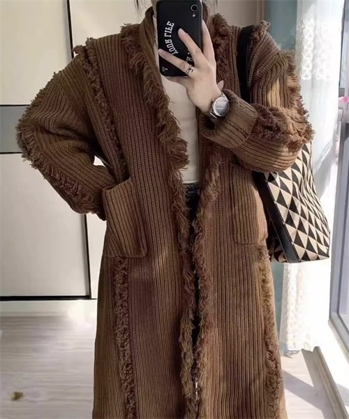 FREE STYLISTS(フリー スタイリスト)の「フリンジニットロングカーディガン(カーディガン/ボレロ・レディース・ブラック/カーキ/オフホワイト/グレー・FREE)」の10枚目の写真