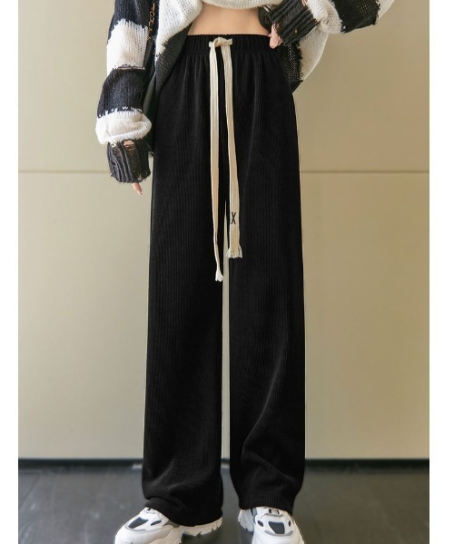 Coo+i（クーイ）の「裏起毛パンツ（スウェットパンツ・レディース・ブラウン/チャコールグレー/ブラック・M）」の5枚目の写真