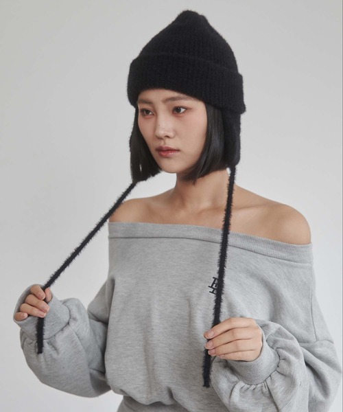ENVYM（アンビー）の「イヤーフラップニットキャップ（ニットキャップ/ビーニー・レディース・ブラック/グレー・FREE）」の3枚目の写真