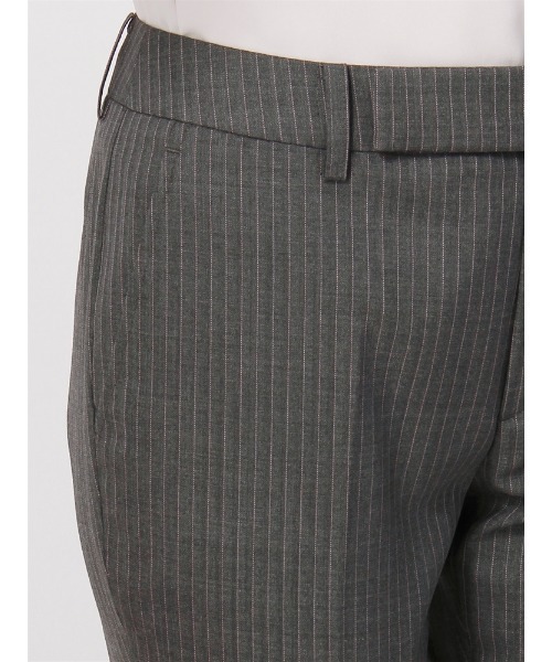 SUIT SQUARE（スーツスクエア）の「テーパードパンツ  ウォッシャブル  ストレッチ  ピンストライプ（スーツパンツ・レディース・チャコールグレー・36(7号)/38(9号)/40(11号)/42(13号)）」の4枚目の写真