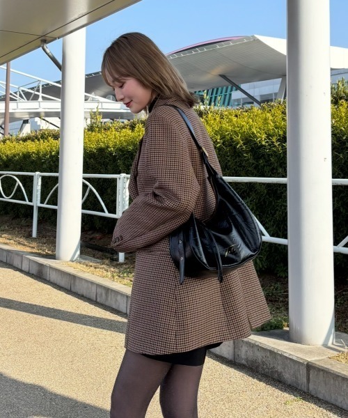 INTER FACTORY(インターファクトリー)の「吉田南歩 - "Teto"ワッシャーショルダーバッグ made in INTERFACTORY(ショルダーバッグ・レディース・ベージュ/ブラック/シルバー・FREE)」の16枚目の写真