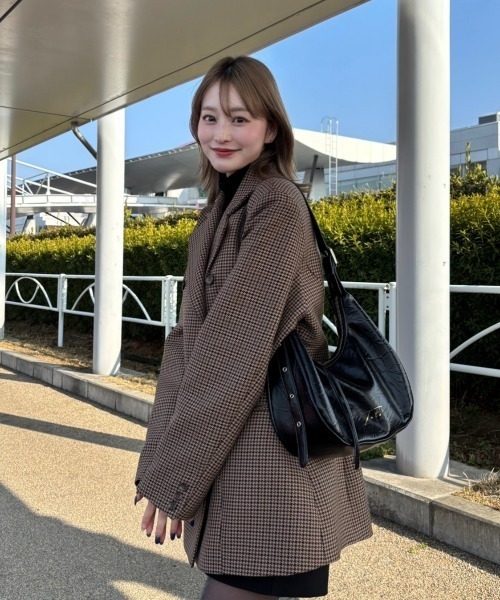 INTER FACTORY(インターファクトリー)の「吉田南歩 - "Teto"ワッシャーショルダーバッグ made in INTERFACTORY(ショルダーバッグ・レディース・ベージュ/ブラック/シルバー・FREE)」の18枚目の写真
