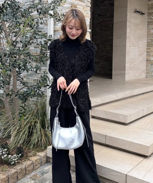 INTER FACTORY(インターファクトリー)の「吉田南歩 - "Teto"ワッシャーショルダーバッグ made in INTERFACTORY(ショルダーバッグ・レディース・ベージュ/ブラック/シルバー・FREE)」の11枚目の写真