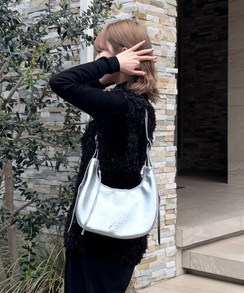 INTER FACTORY(インターファクトリー)の「吉田南歩 - "Teto"ワッシャーショルダーバッグ made in INTERFACTORY(ショルダーバッグ・レディース・ベージュ/ブラック/シルバー・FREE)」の9枚目の写真