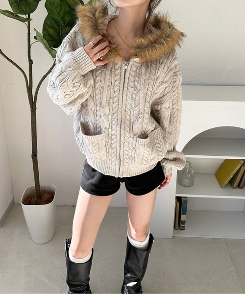 sedacle girl（セダクルガール）の「ファーフードジップニット（ニット