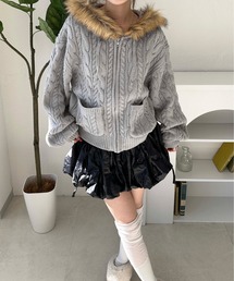 ファーフードジップニット
