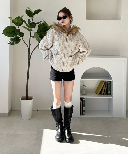 sedacle girl（セダクルガール）の「ファーフードジップニット（ニット