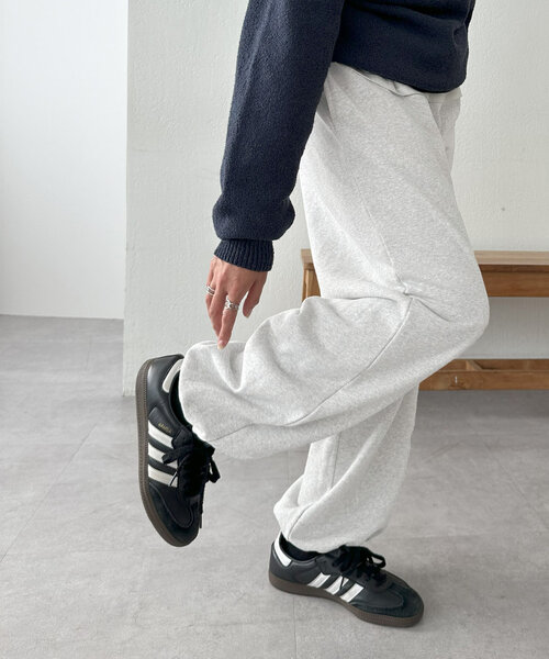 DISCOAT（ディスコート）の「【ユニセックス】ワンポイント刺繍ワイドスウェットパンツ（その他パンツ・レディース・オフホワイト/ライトグレー/ネイビー・MEDIUM/LARGE）」の18枚目の写真
