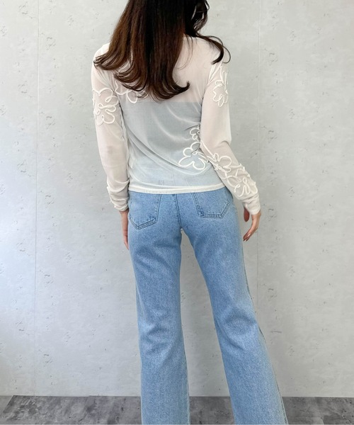 Per sist ence(パーシエンス)の「シアーフラワーコード刺繍プルオーバー(Tシャツ/カットソー・レディース・アイボリー/チャコールグレー/ブラック・FREE)」の9枚目の写真