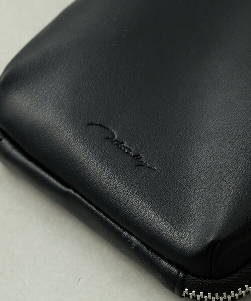 セール】フェイクレザーモバイルポーチ（スマホグッズ）｜Actually